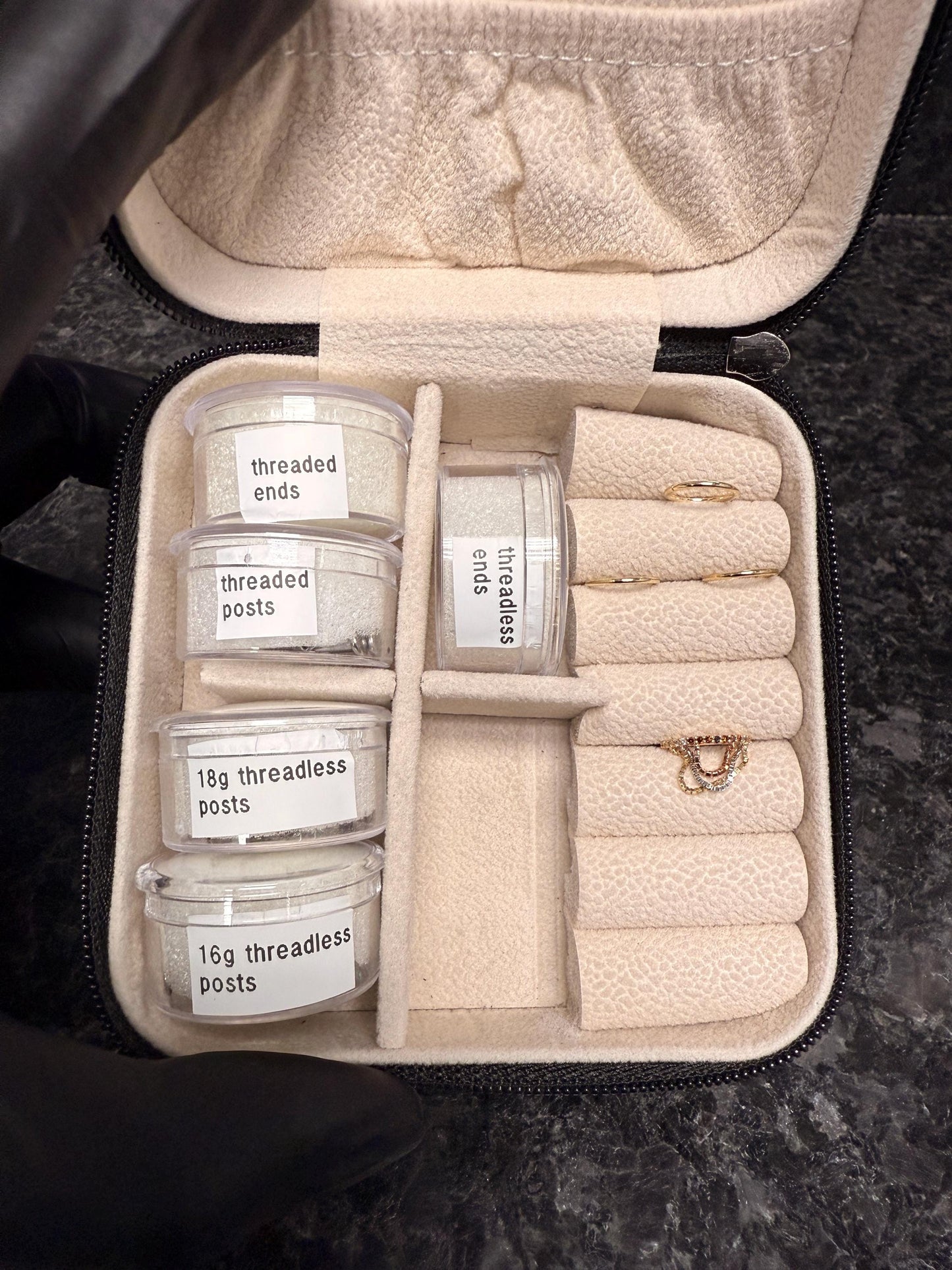 Travel jewelry box
