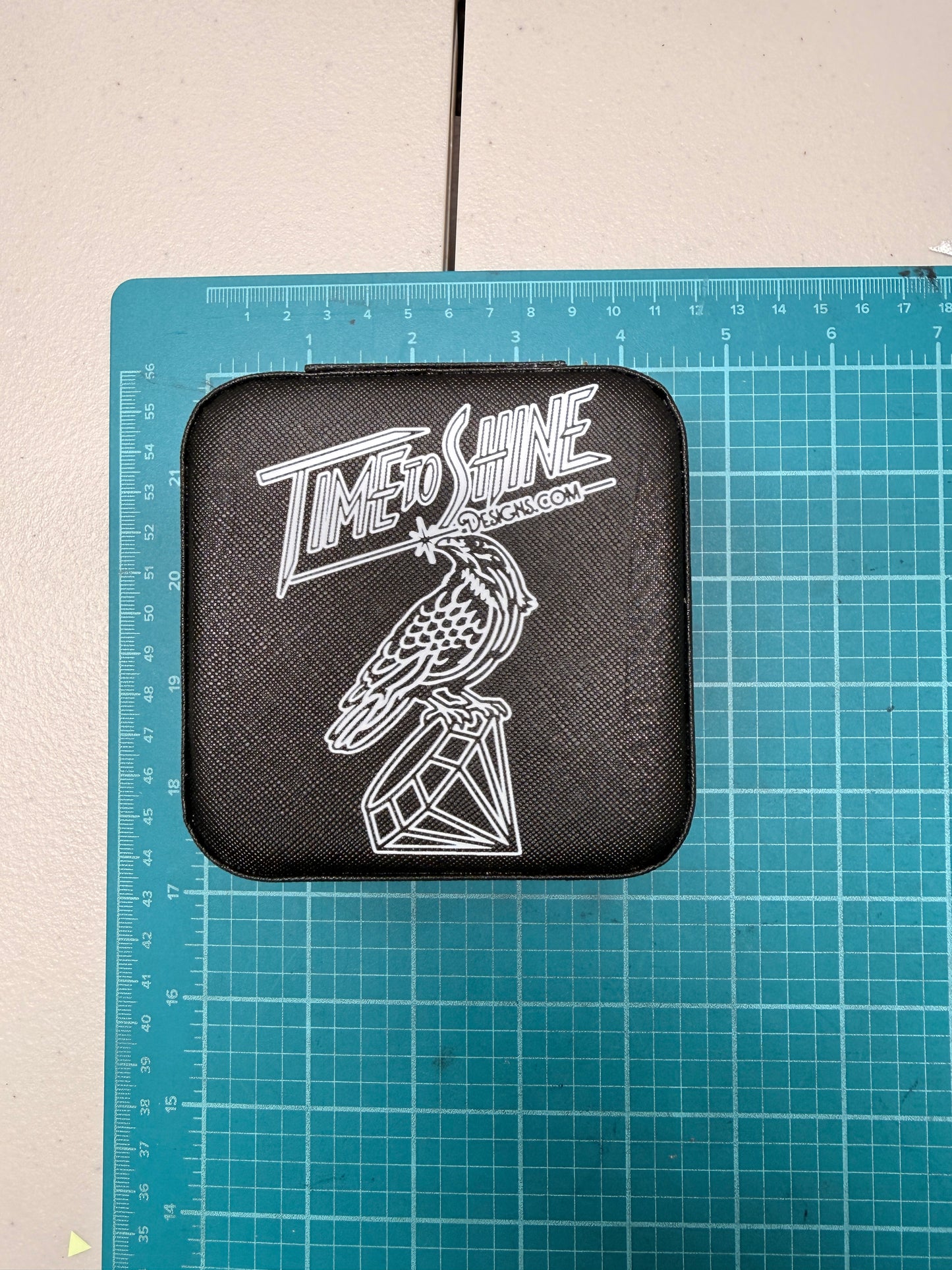Travel jewelry box